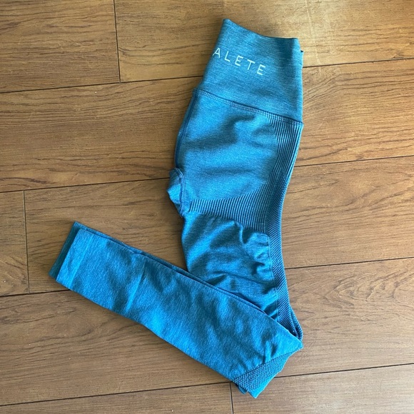 Womens alphalete leggings, size XS - Picture 1 of 3